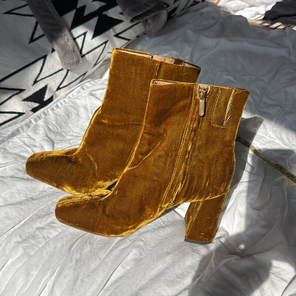 Sam Edelman Codie Velvet Ankle Boots in Gold Crushed Velvet